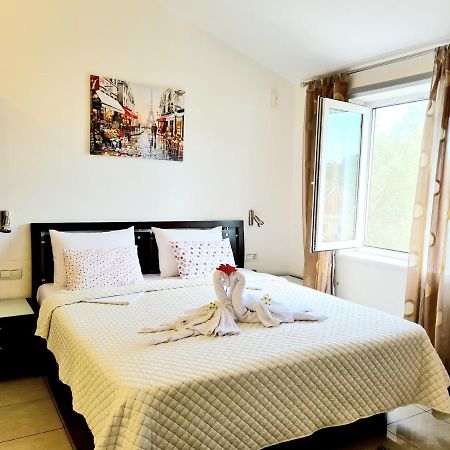 Olive Garden Apartment Petrovac Exterior foto