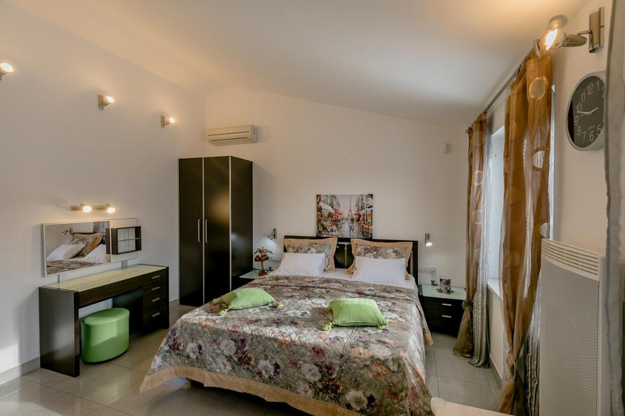 Olive Garden Apartment Petrovac Exterior foto