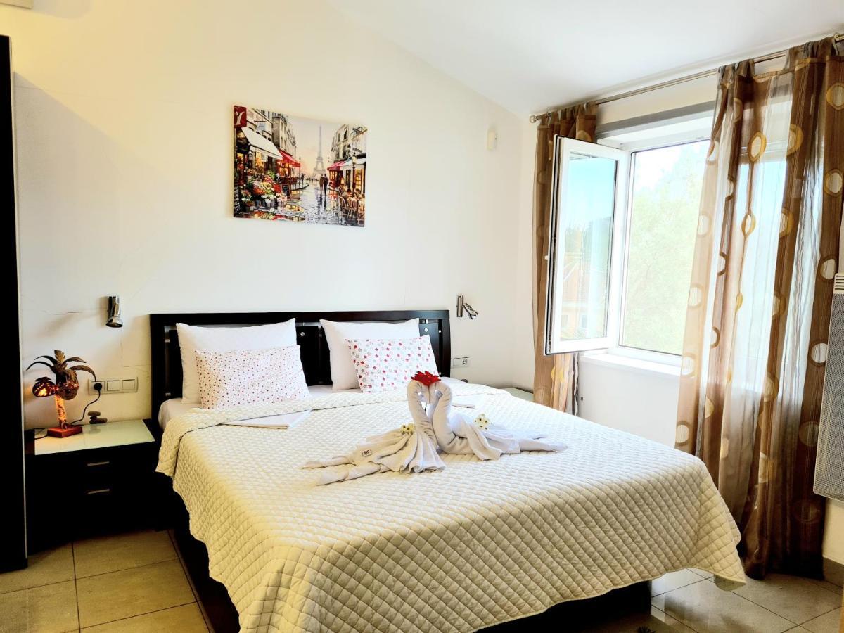 Olive Garden Apartment Petrovac Exterior foto